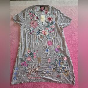 BRAND NEW WITH TAGS Johnny Was Embroidered Gray Women's Top